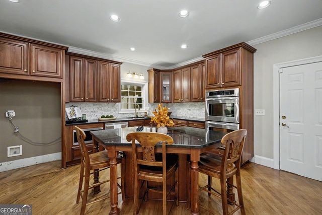 160 Torrey Pines Court, Newnan, GA 30265