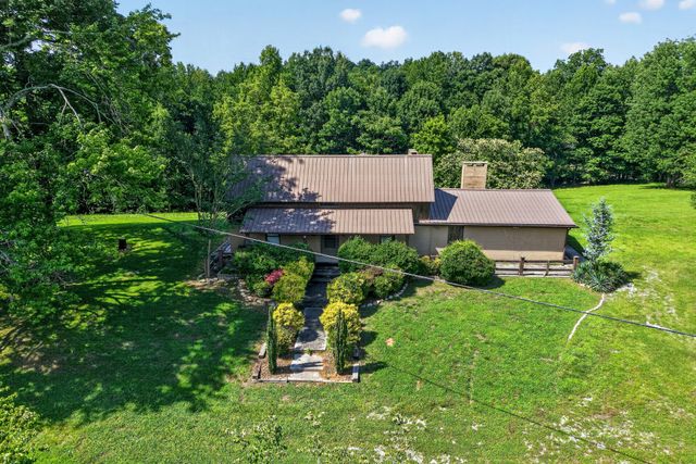280 Timber Ln, Sparta, TN 38583