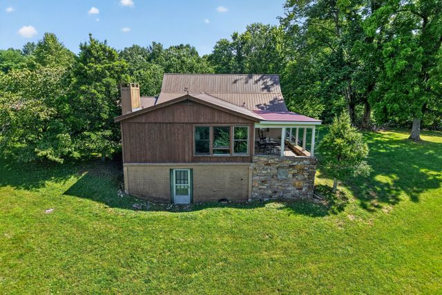 280 Timber Ln, Sparta, TN 38583