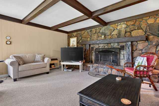 280 Timber Ln, Sparta, TN 38583