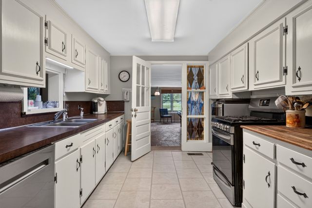280 Timber Ln, Sparta, TN 38583
