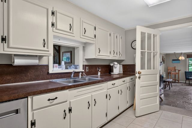 280 Timber Ln, Sparta, TN 38583