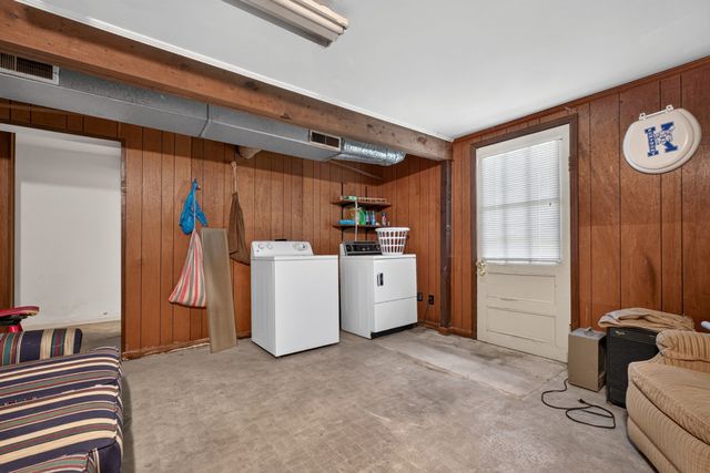 280 Timber Ln, Sparta, TN 38583