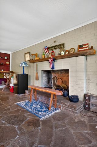 280 Timber Ln, Sparta, TN 38583