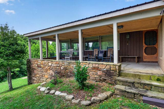 280 Timber Ln, Sparta, TN 38583