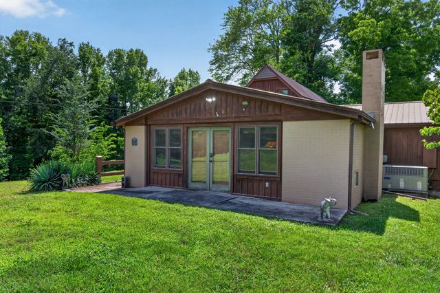280 Timber Ln, Sparta, TN 38583