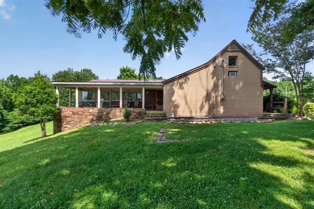 280 Timber Ln, Sparta, TN 38583