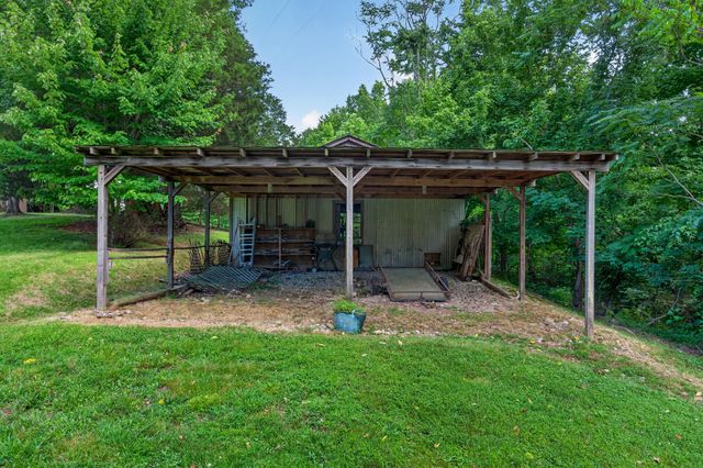 280 Timber Ln, Sparta, TN 38583