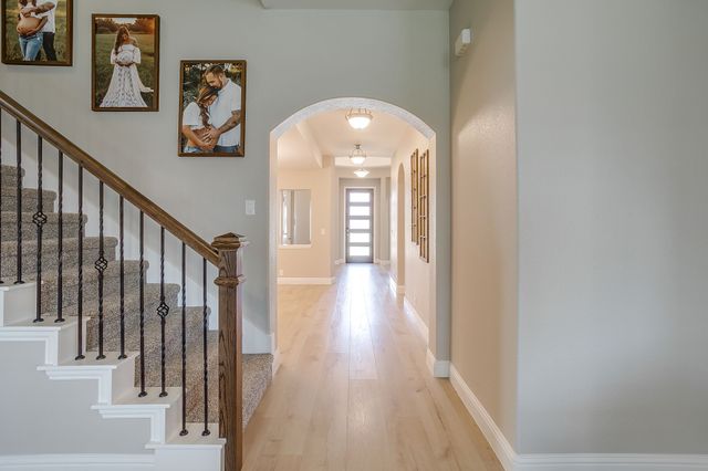 307 Pineview Lane, Ponder, TX 76259