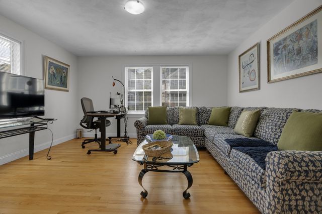 121 Nonantum St B, Boston, MA 02135