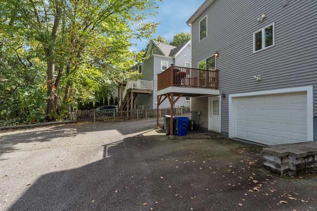 121 Nonantum St B, Boston, MA 02135