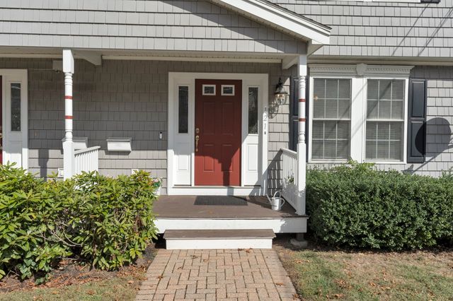121 Nonantum St B, Boston, MA 02135