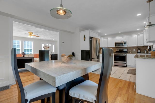 121 Nonantum St B, Boston, MA 02135