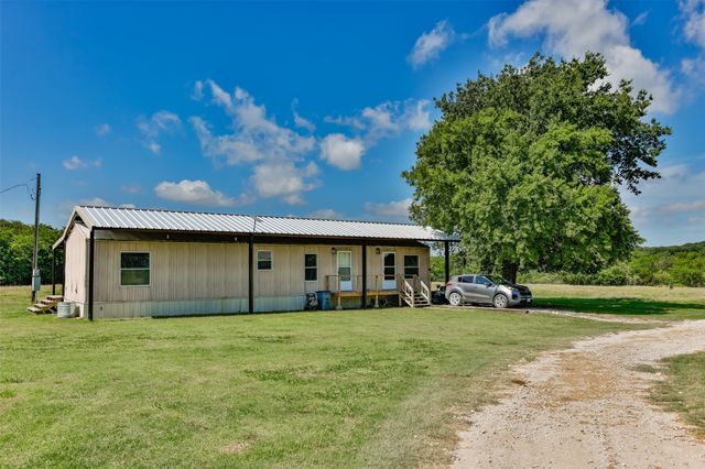578 County Road 134, Gainesville, TX 76240