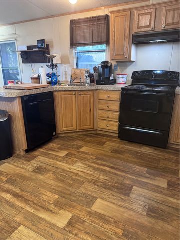 578 County Road 134, Gainesville, TX 76240