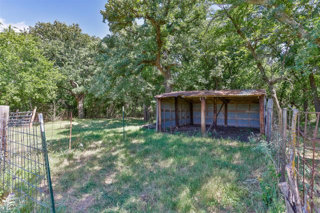 578 County Road 134, Gainesville, TX 76240