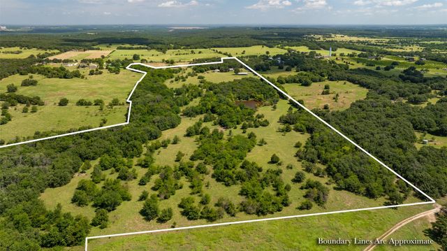 578 County Road 134, Gainesville, TX 76240