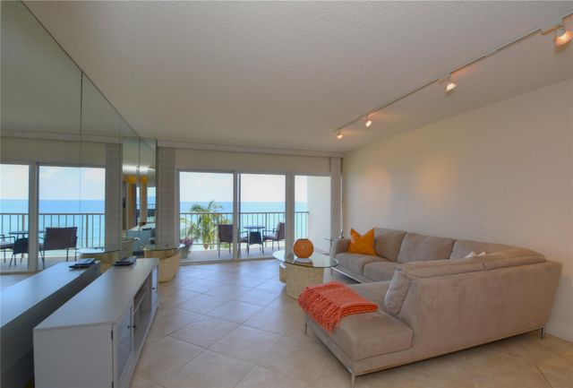 1021 Hillsboro Mile 307, Hillsboro Beach, FL 33062