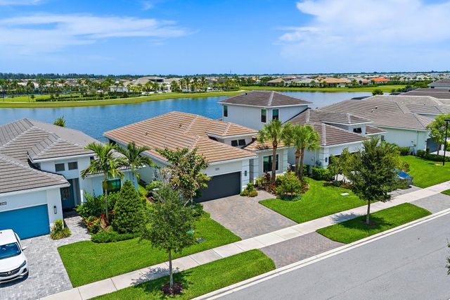 15883 Key Biscayne Lane, Westlake, FL 33470