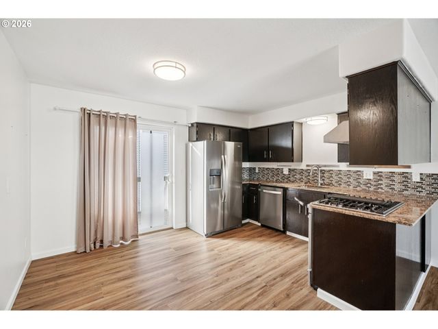 2327 Se LEE Ln, Portland, OR 97233