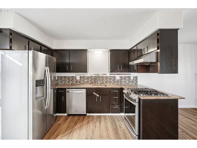 2327 Se LEE Ln, Portland, OR 97233