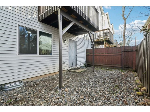 2327 Se LEE Ln, Portland, OR 97233