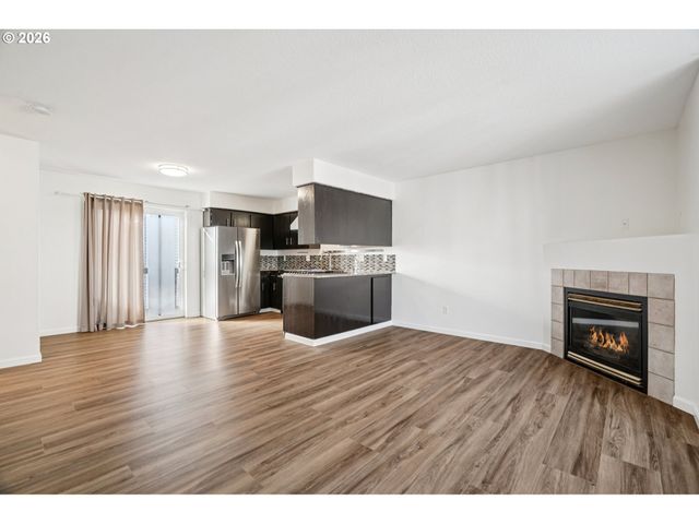 2327 Se LEE Ln, Portland, OR 97233