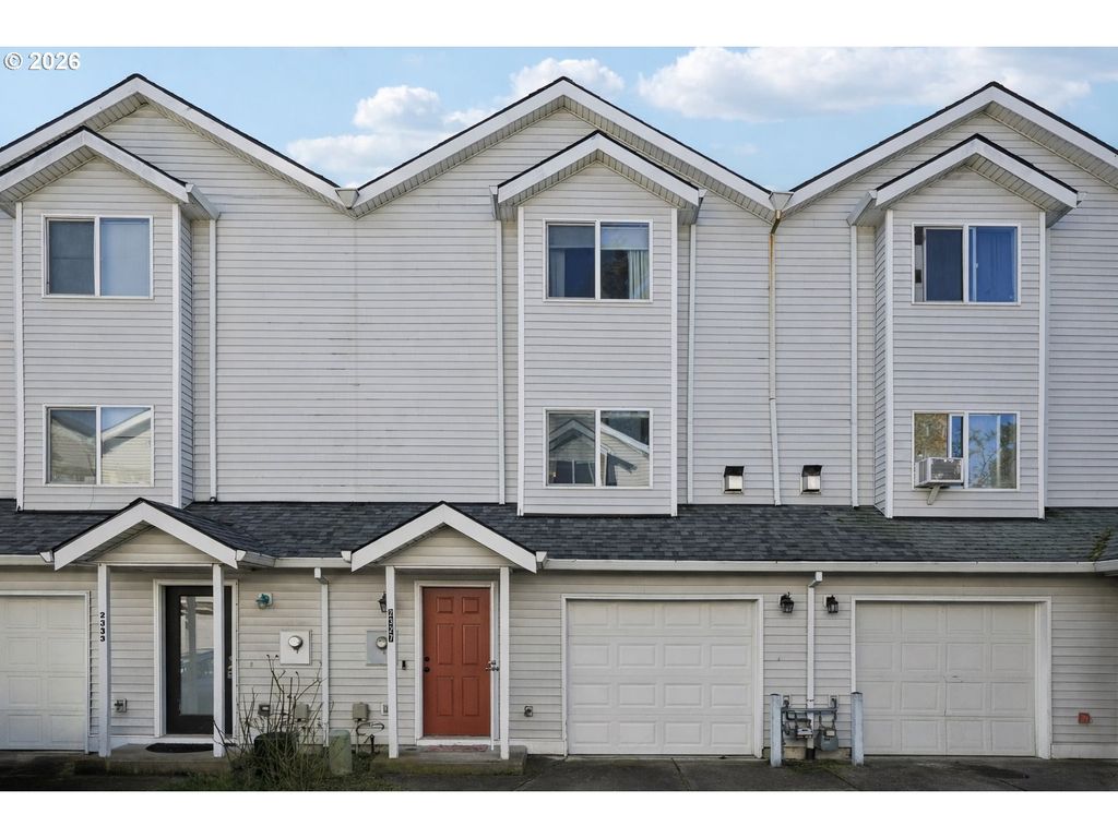 2327 Se LEE Ln, Portland, OR 97233