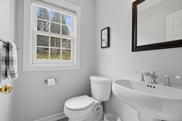 146 Fieldstone Drive, Mount Kisco, NY 10549