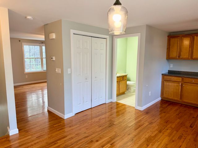 138 Exeter Rd Apt 11, Epping, NH 03042