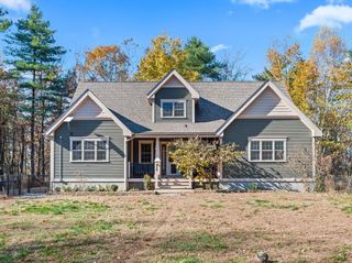 1082 Old Dana Rd, Barre, MA 01005