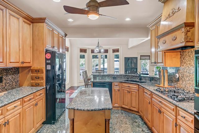 105 Satling Court, Ridgeville, SC 29472