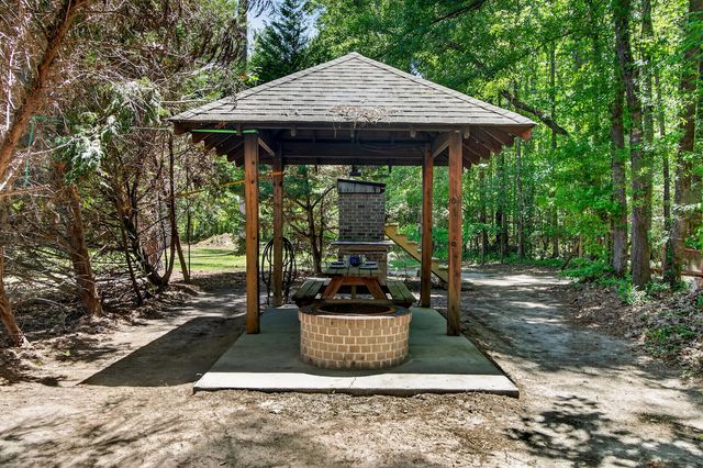 105 Satling Court, Ridgeville, SC 29472