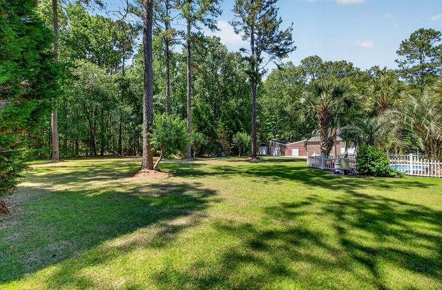 105 Satling Court, Ridgeville, SC 29472