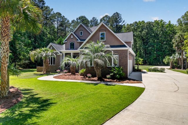 105 Satling Court, Ridgeville, SC 29472
