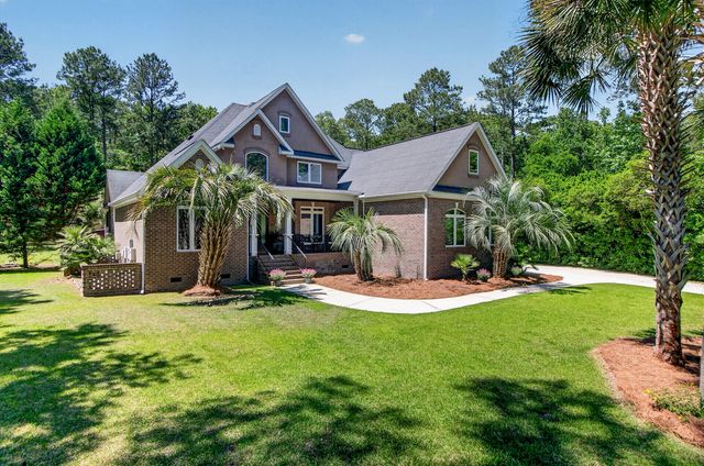 105 Satling Court, Ridgeville, SC 29472