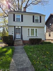 994 Yellowstone Avenue, Cleveland Heights, OH 44121