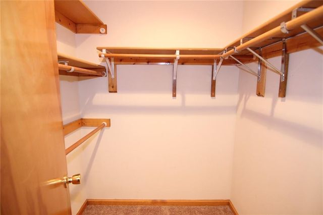 136 E Nelson Circle, Olathe, KS 66061