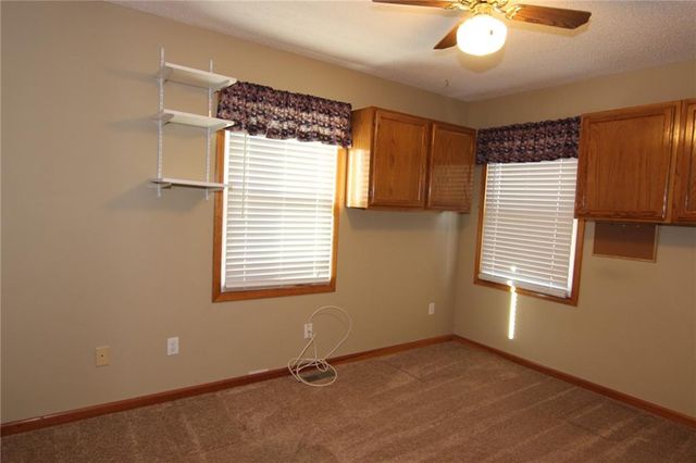 136 E Nelson Circle, Olathe, KS 66061