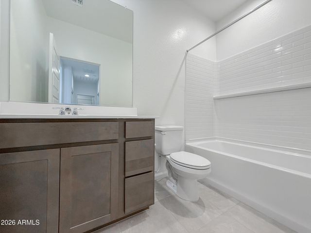 9810 W PINCHOT Avenue, Phoenix, AZ 85037