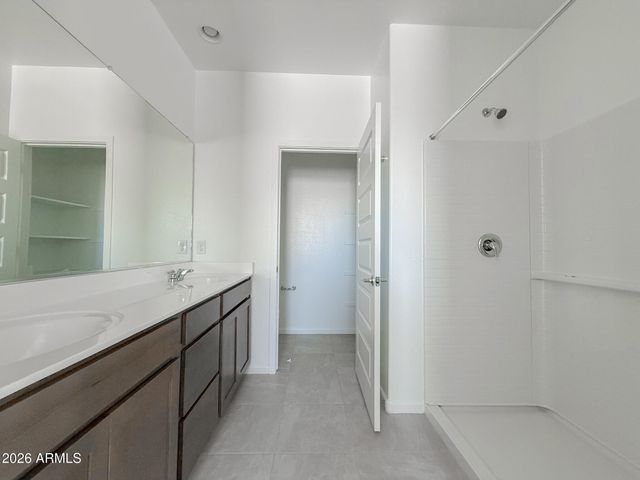 9810 W PINCHOT Avenue, Phoenix, AZ 85037