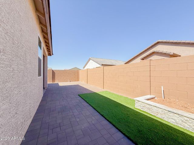 9810 W PINCHOT Avenue, Phoenix, AZ 85037
