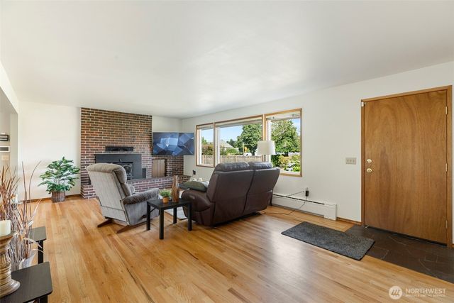 10615 SE 244th Street, Kent, WA 98030
