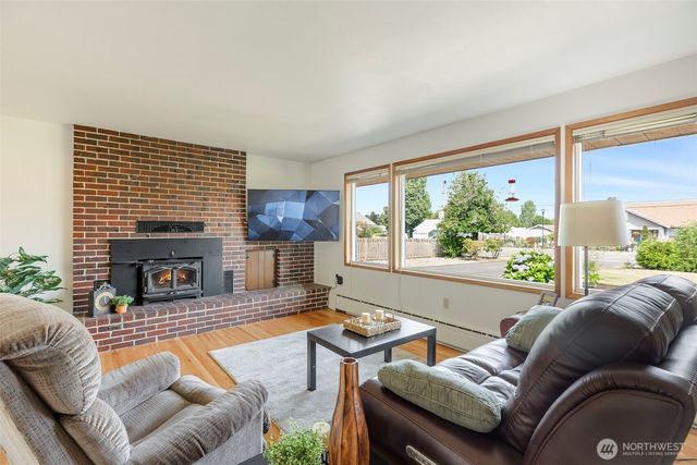 10615 SE 244th Street, Kent, WA 98030