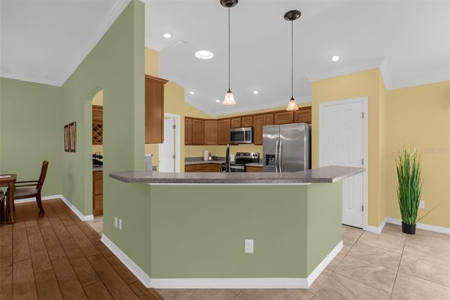 897 FOLKSTONE WAY, The Villages, FL 32162