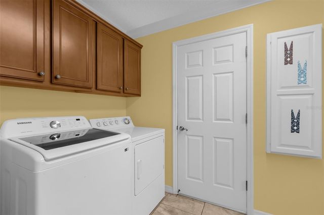 897 FOLKSTONE WAY, The Villages, FL 32162