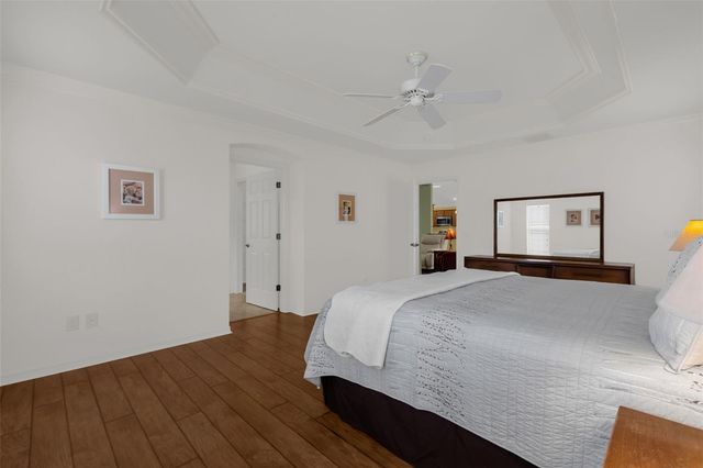 897 FOLKSTONE WAY, The Villages, FL 32162