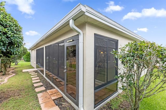 897 FOLKSTONE WAY, The Villages, FL 32162