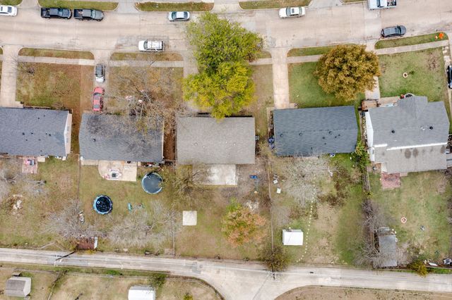 813 Bluebonnet Lane, Mesquite, TX 75149