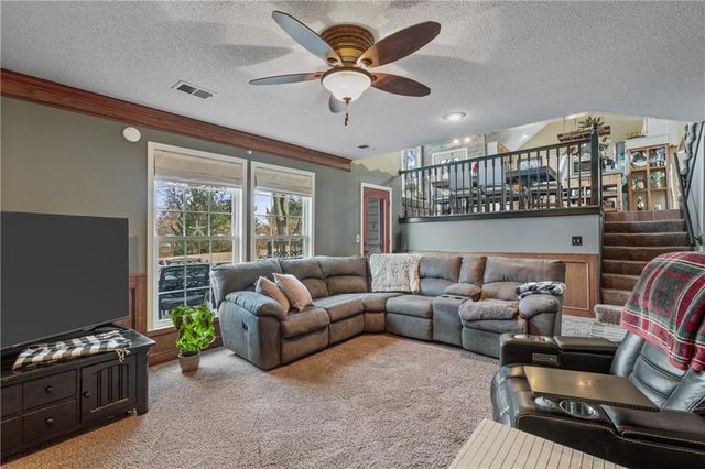 15132 W 147th Street, Olathe, KS 66062